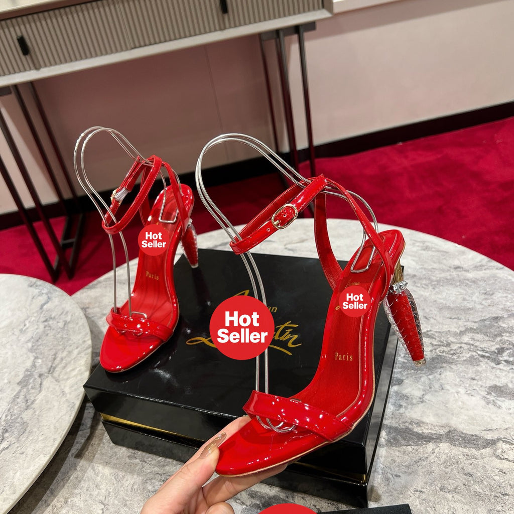 Red high heels, 10cm heel.