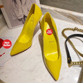 Lemon yellow patent leather high heels, 10cm heel.
