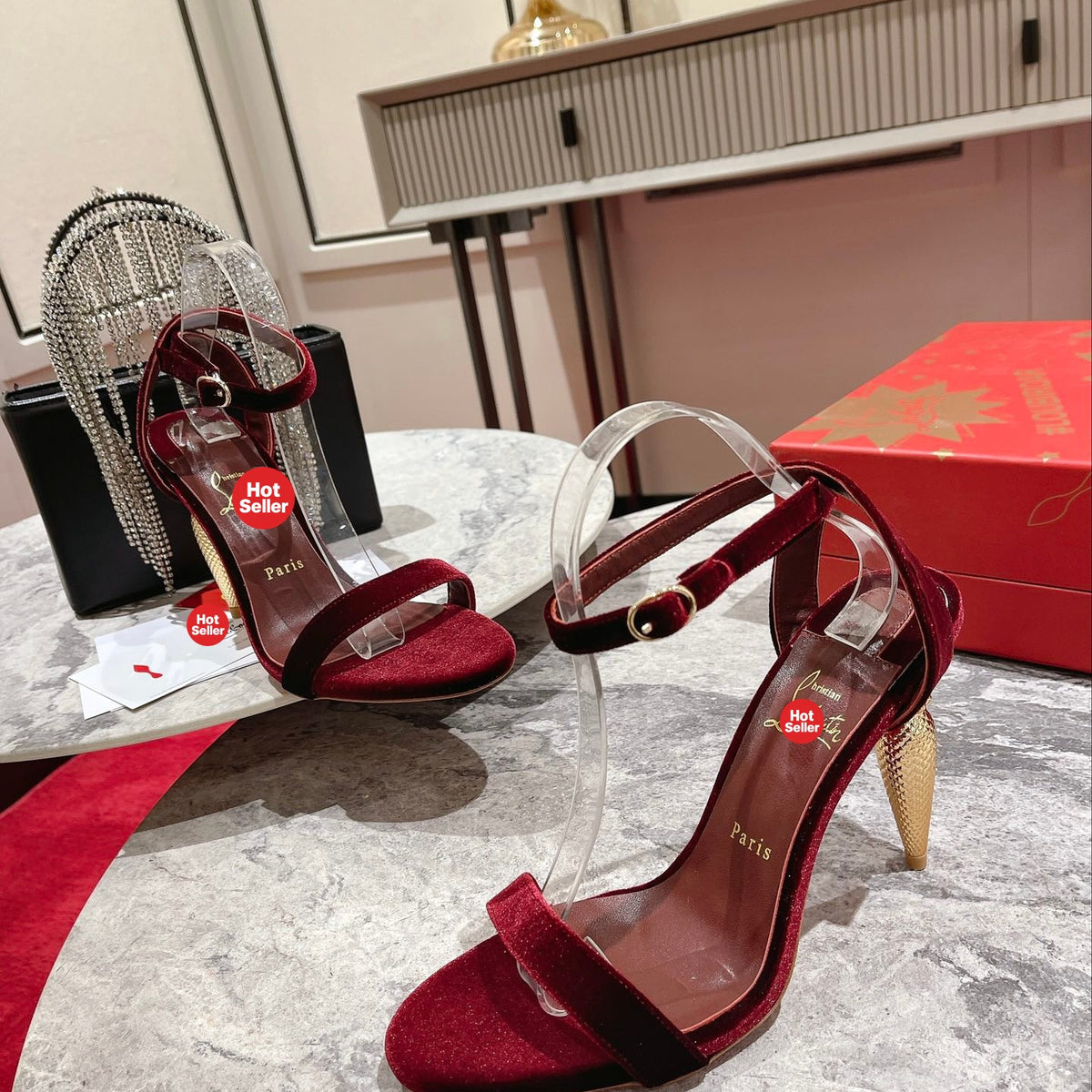 Red suede high heels, 10cm heel.