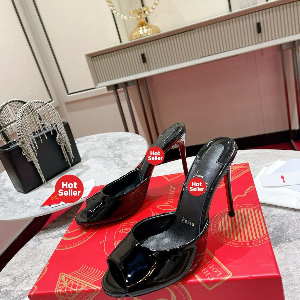 Black patent leather peep-toe high-heeled mules, 10cm heel.