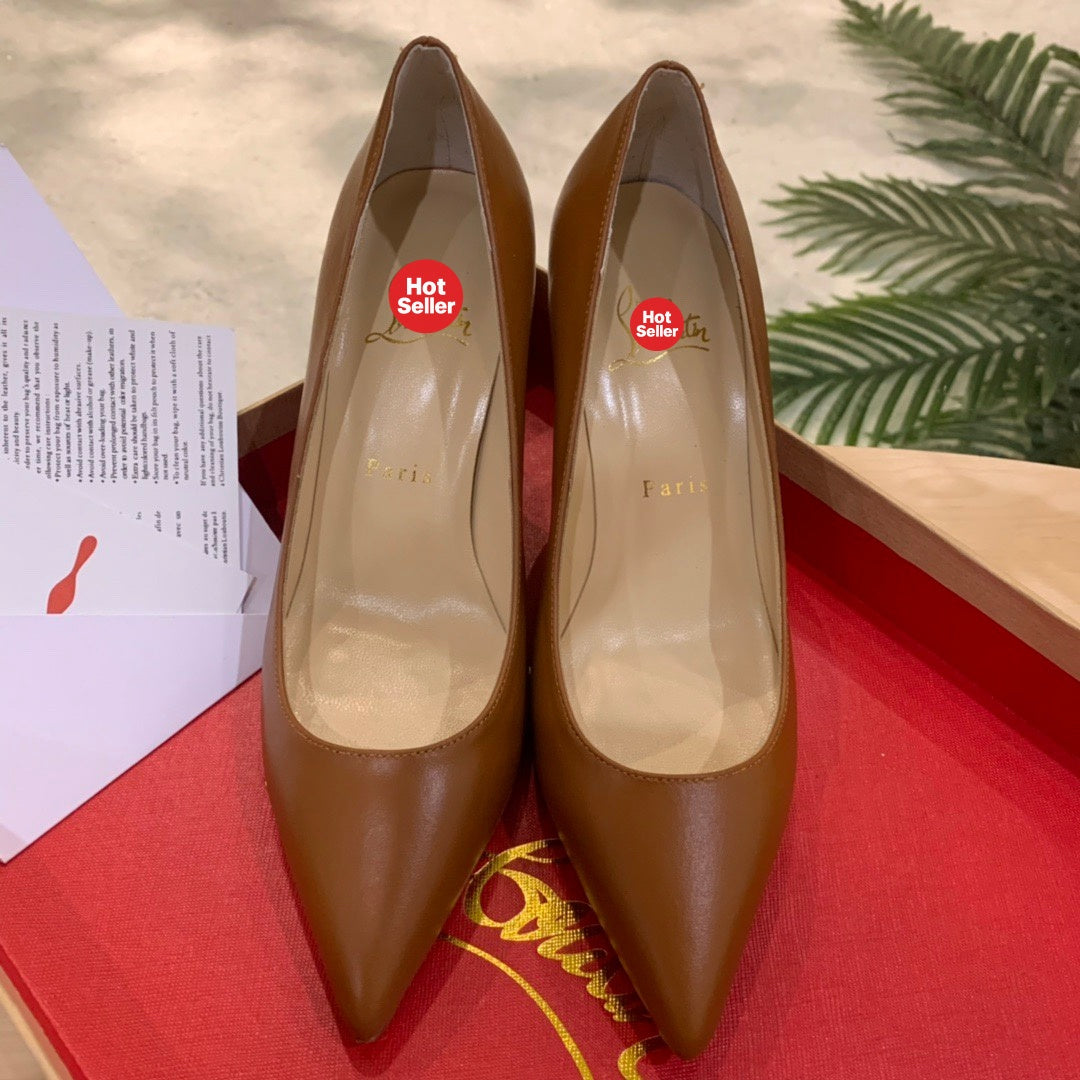 Brown leather high heels, 8.5cm heel.