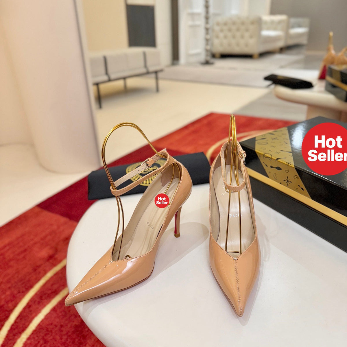 Nude patent leather high heels, 10cm heel.