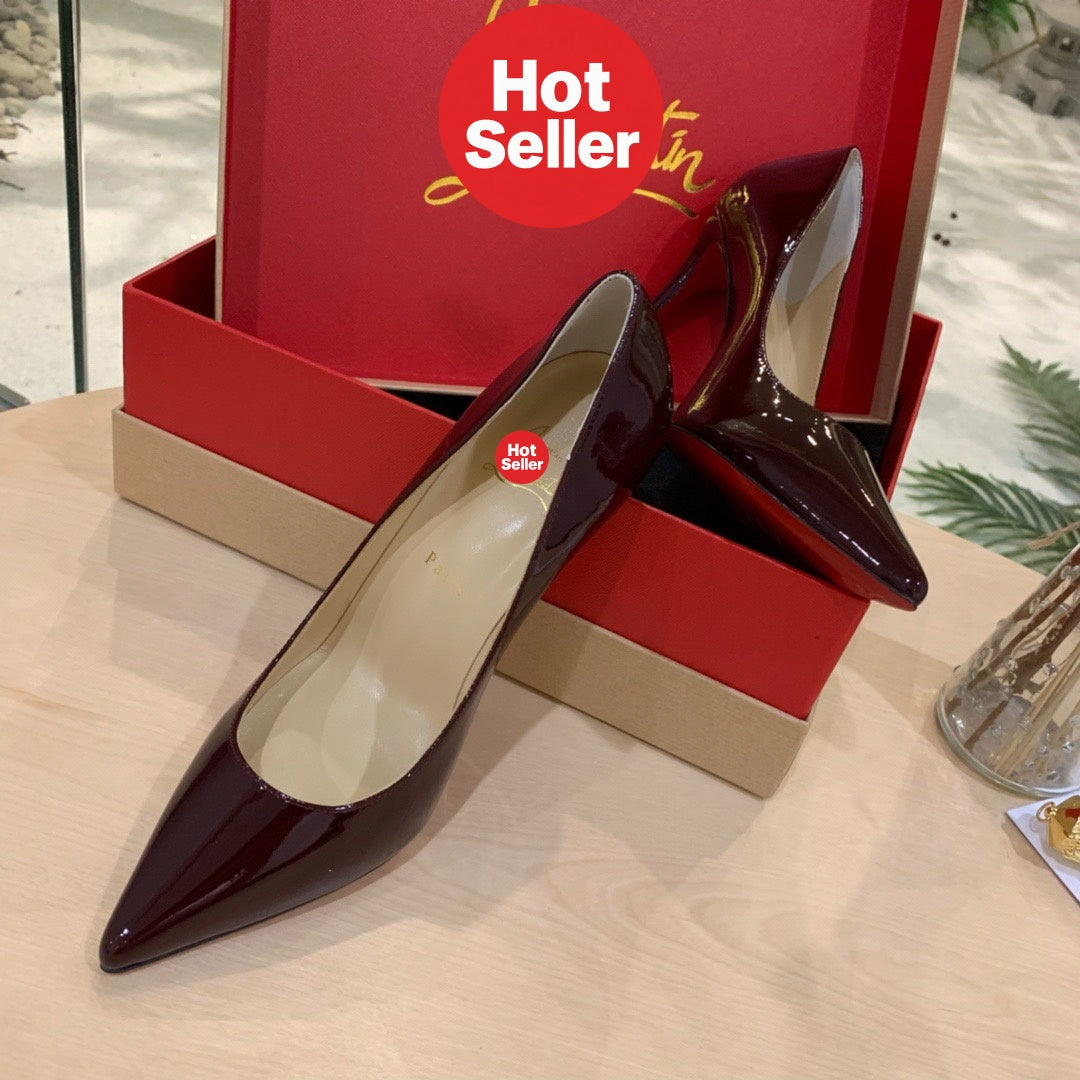 Burgundy patent leather high heels, 10cm heel.