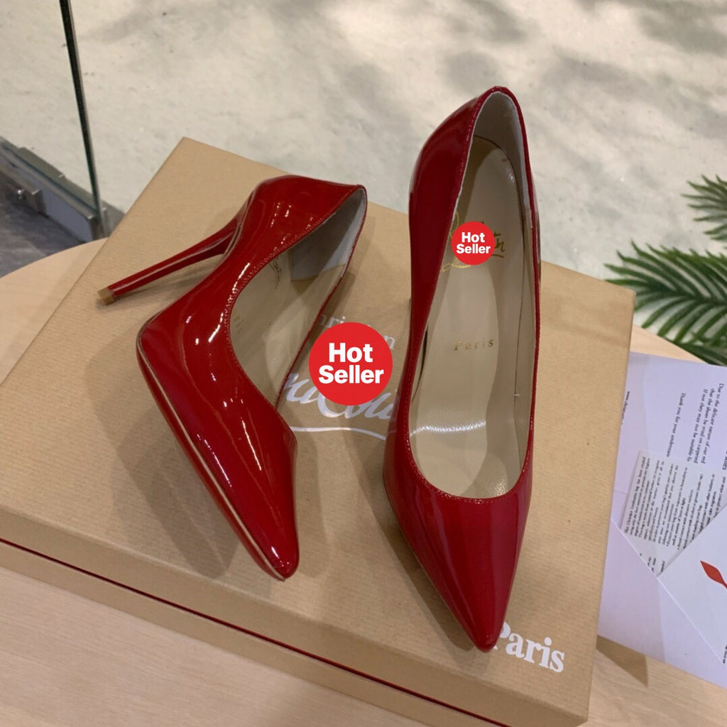 Red patent leather high heels, 10cm heel.