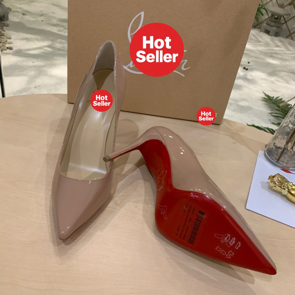 Nude-pink patent cowhide high heels, 10cm heel.