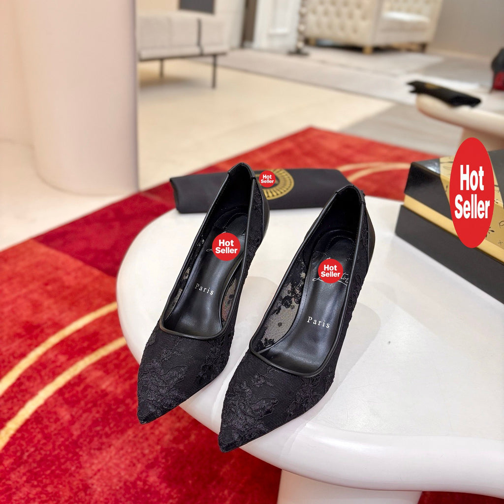 Black lace high heels, 8.5cm heel.