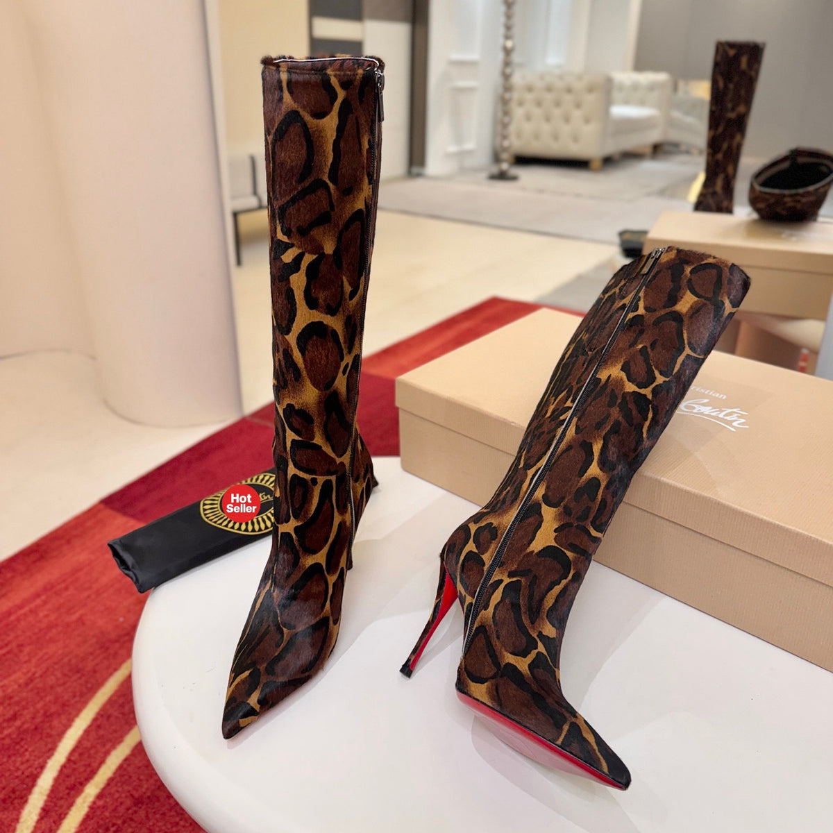Leopard print design, 10cm heel