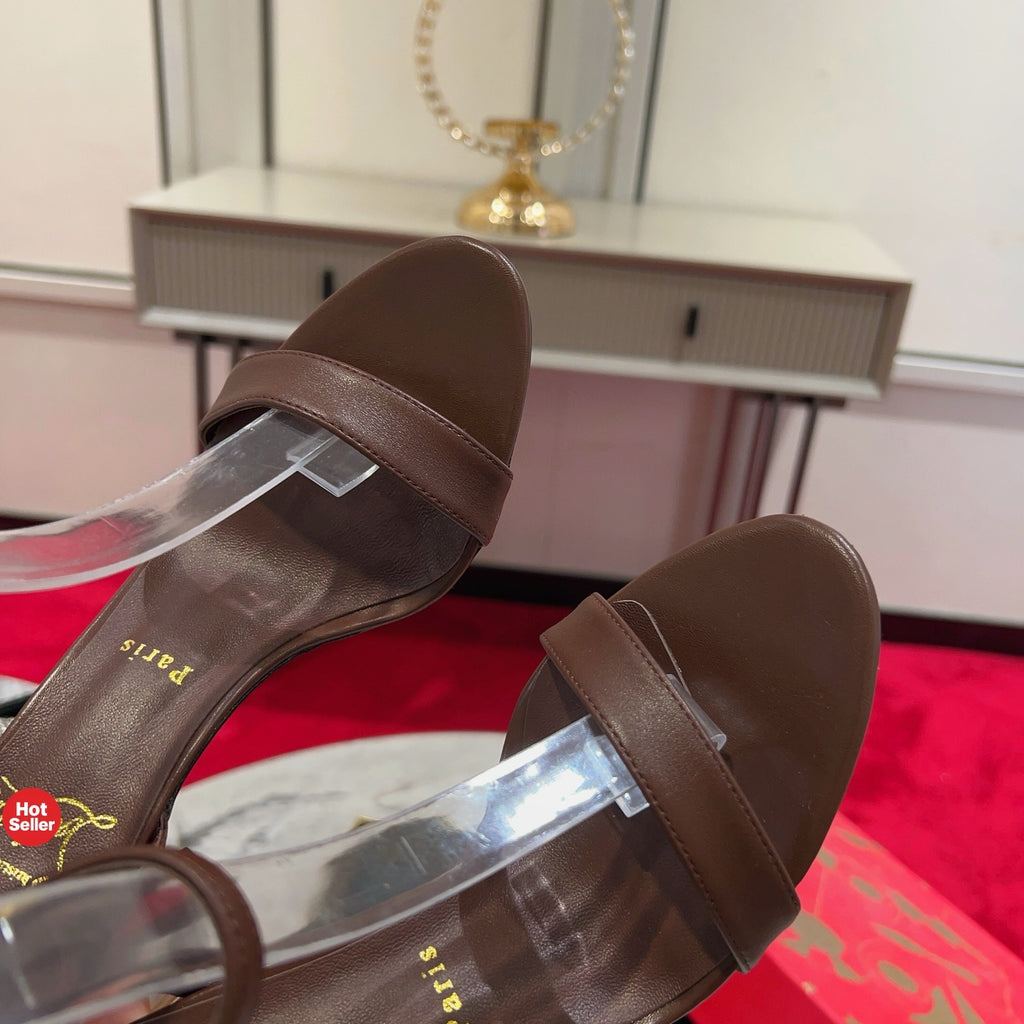 Banana and high heels; 10cm heel.