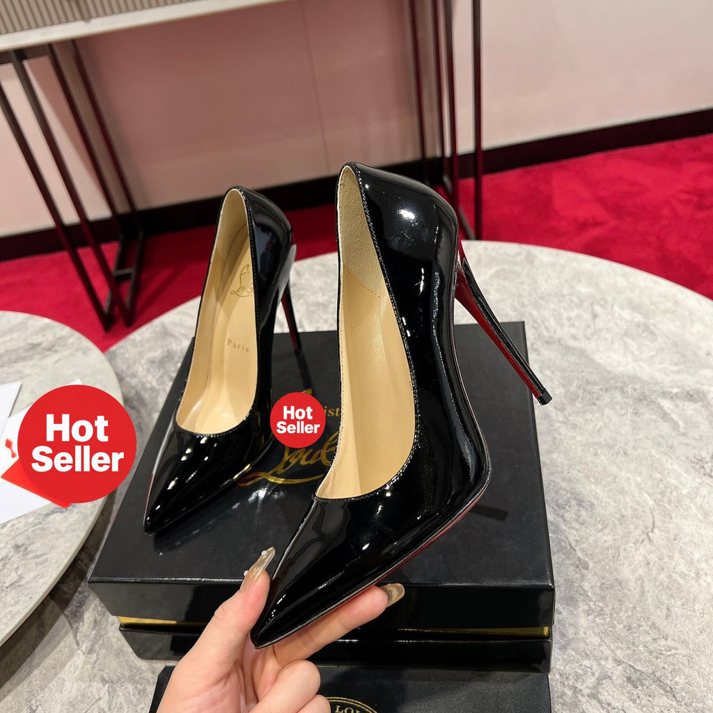 Black patent leather high heels, 12cm heel.