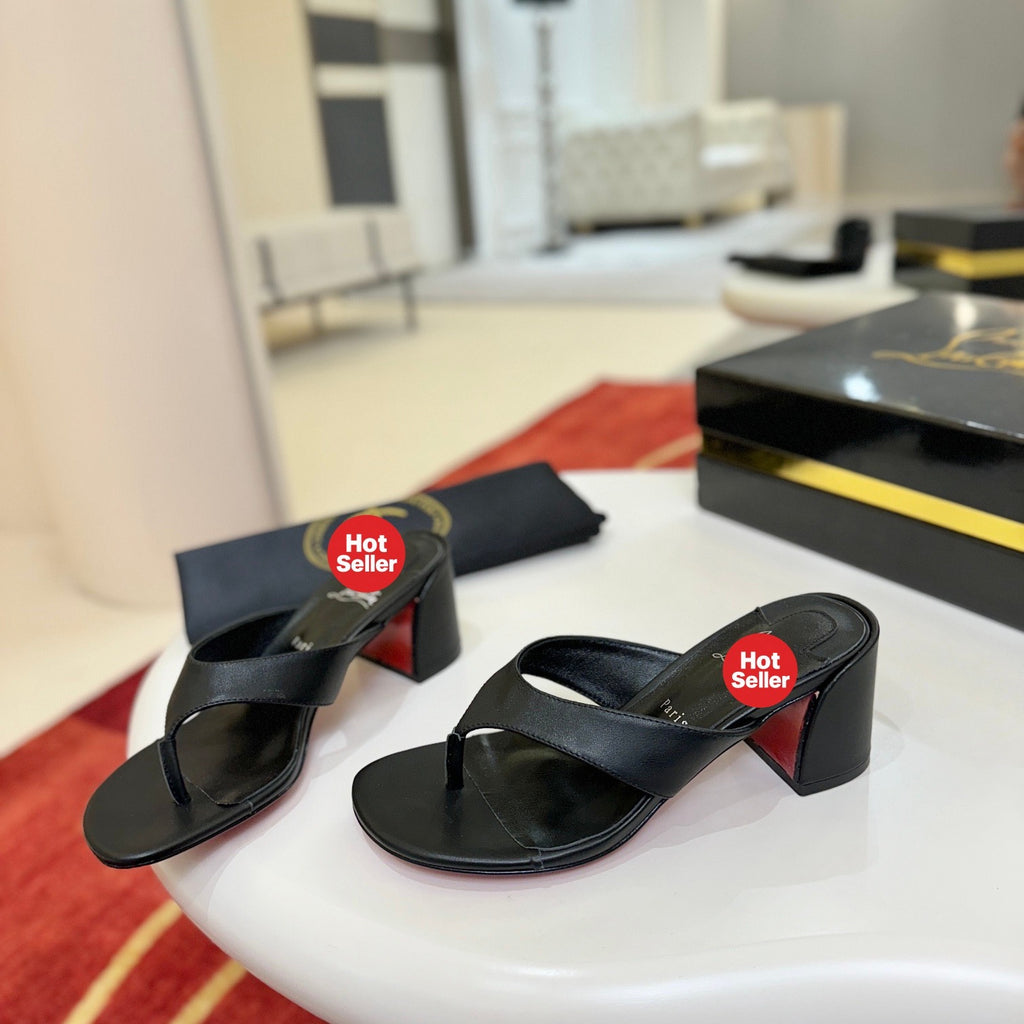 Black flip-flops, 5.5cm heel.