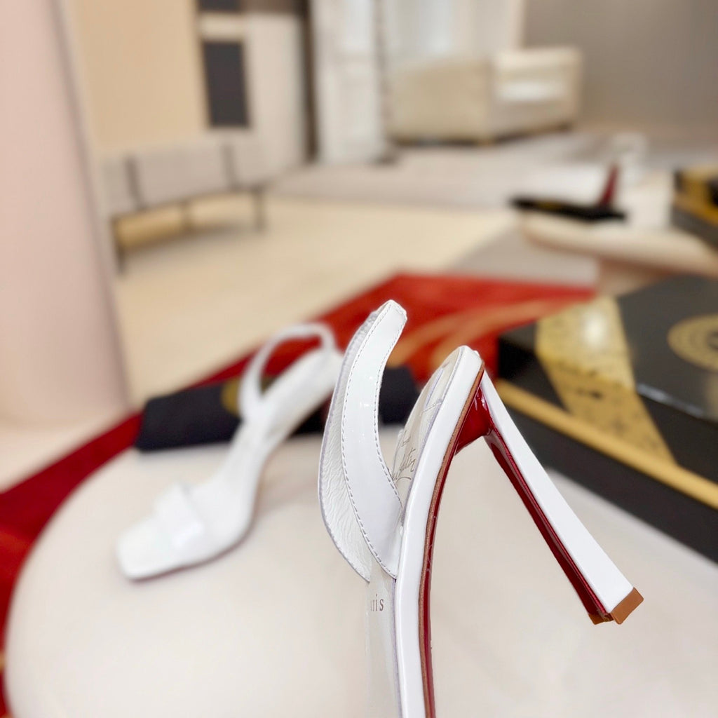 Banana and white patent leather high heels; 10cm heel.