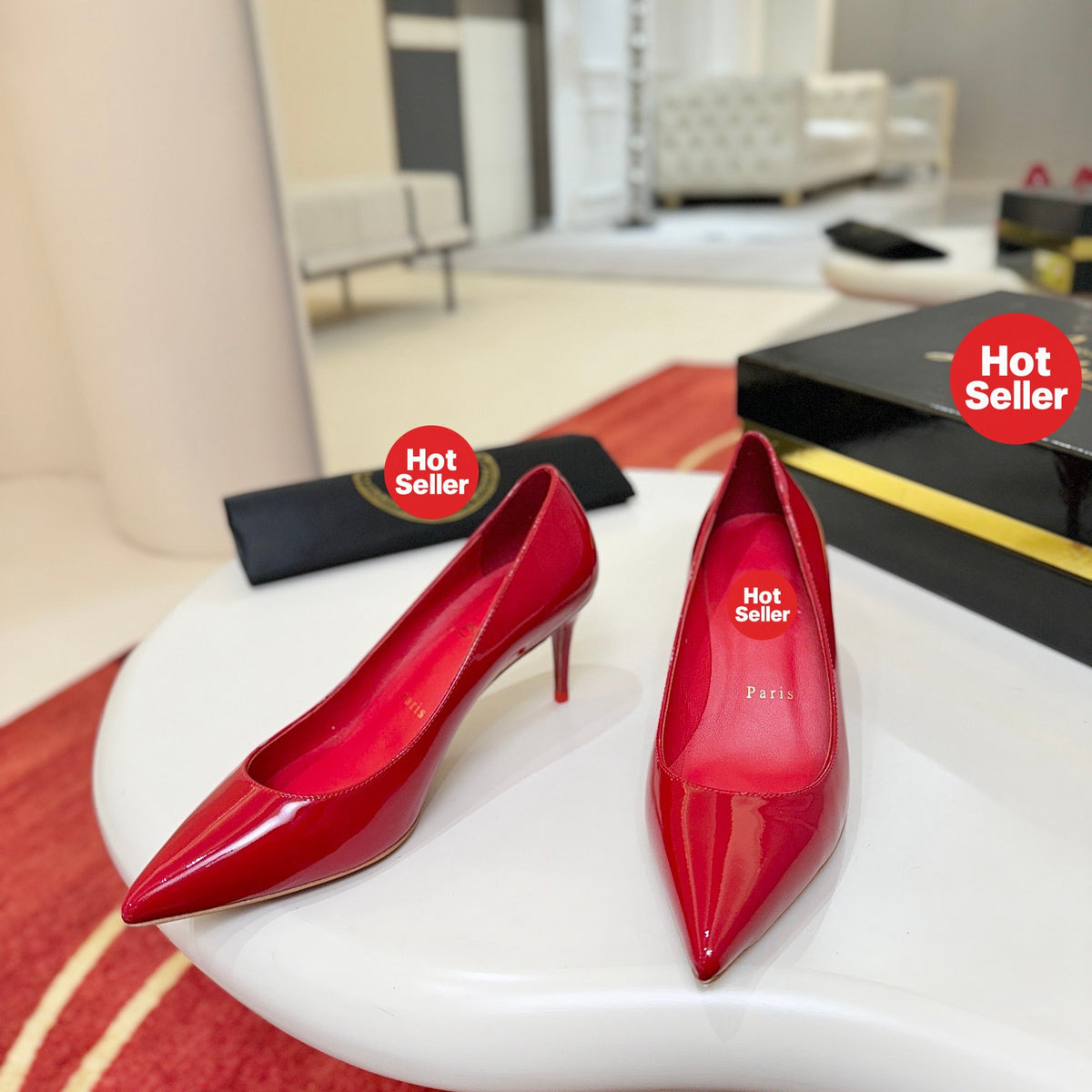 Red patent leather high heels, 6.5cm heel.