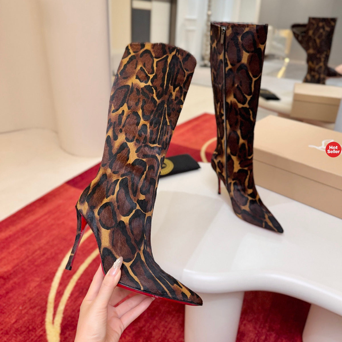 Leopard print design, 10cm heel
