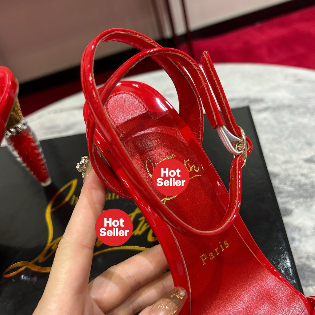 Red high heels, 10cm heel.
