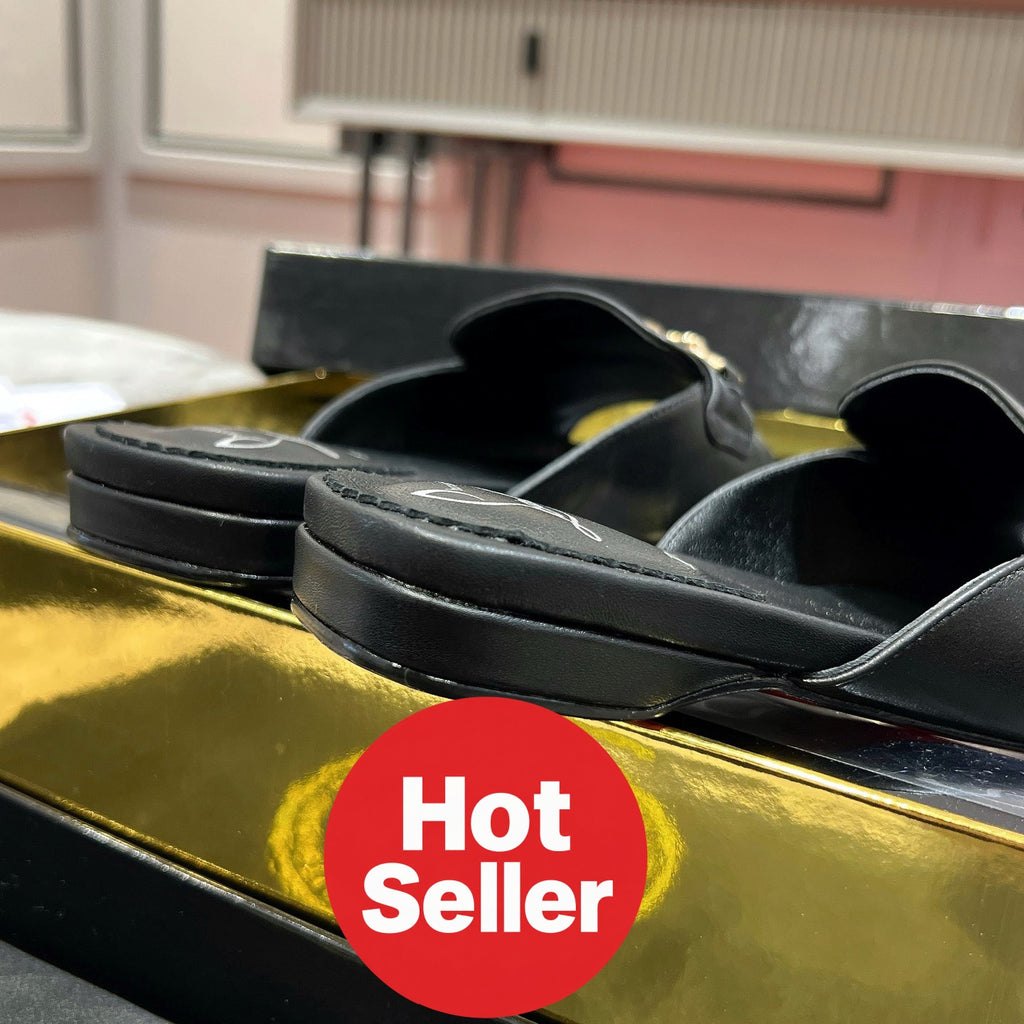 Black chain slides