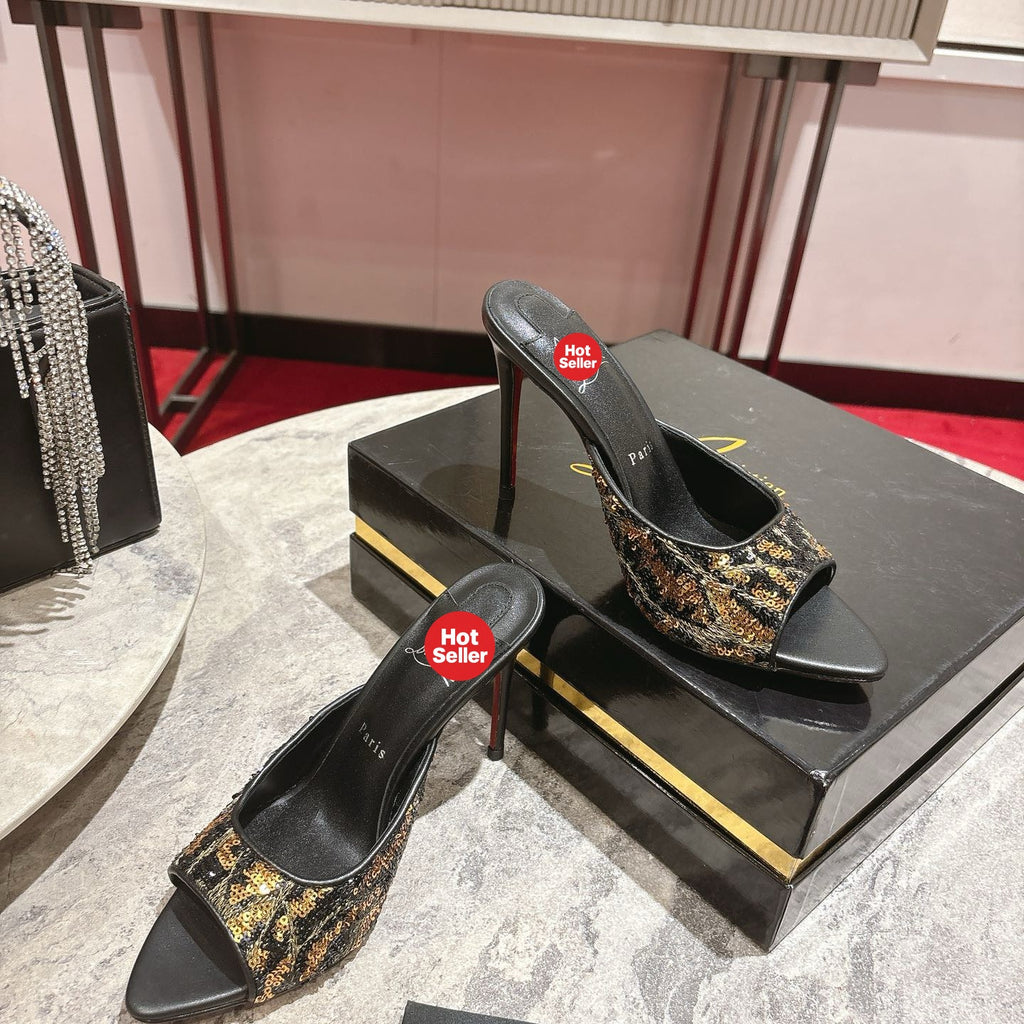 High-heeled mules with stylish leopard-print patches; 10cm heel.