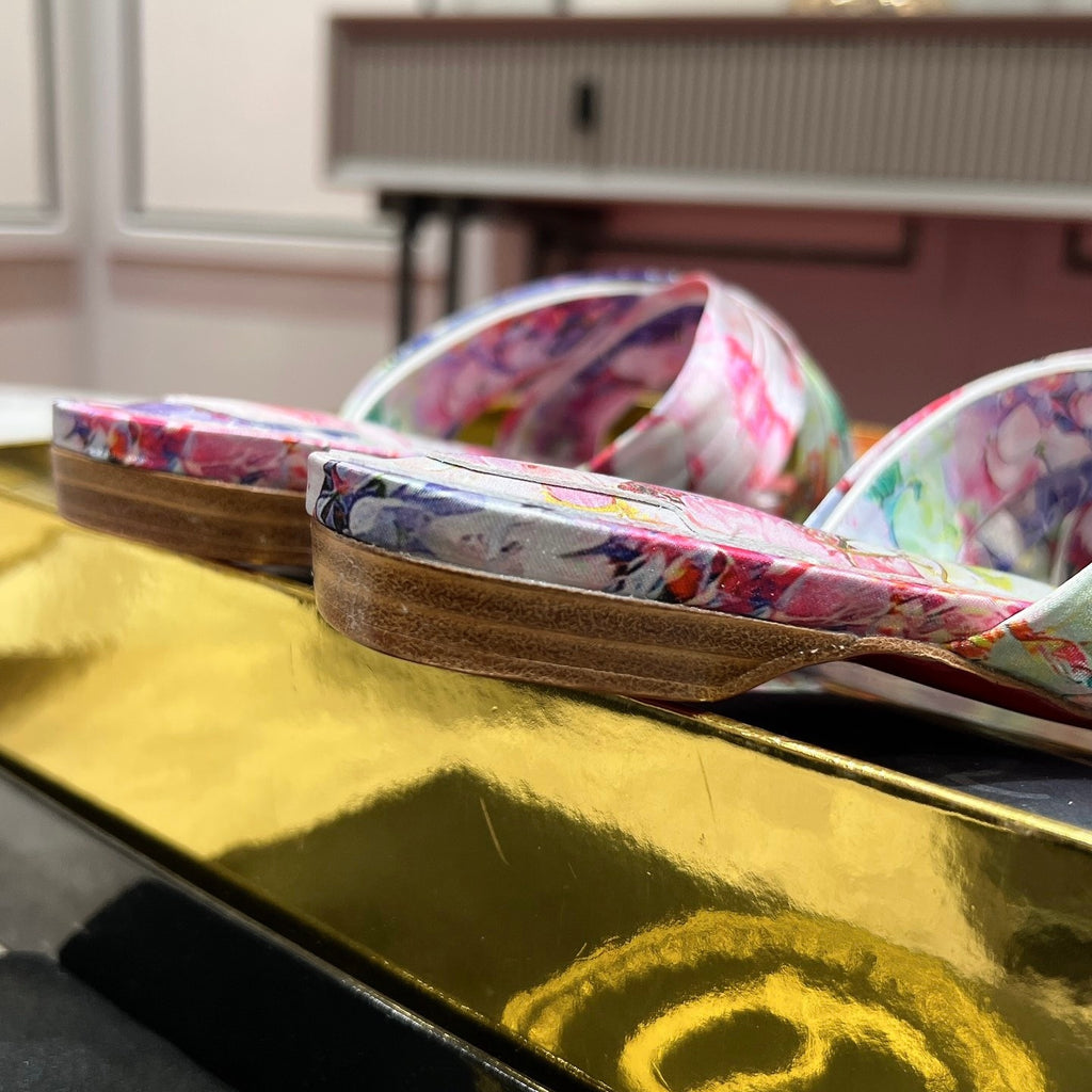 Stylish Printed Slides