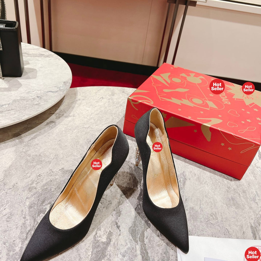 Black cashmere high heels, 10cm heel.