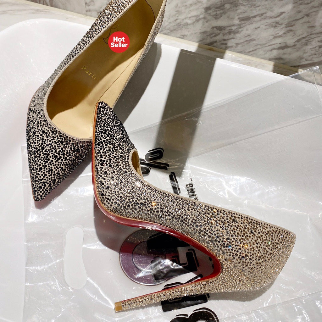 Fully rhinestone-encrusted high heels, 10cm heel.
