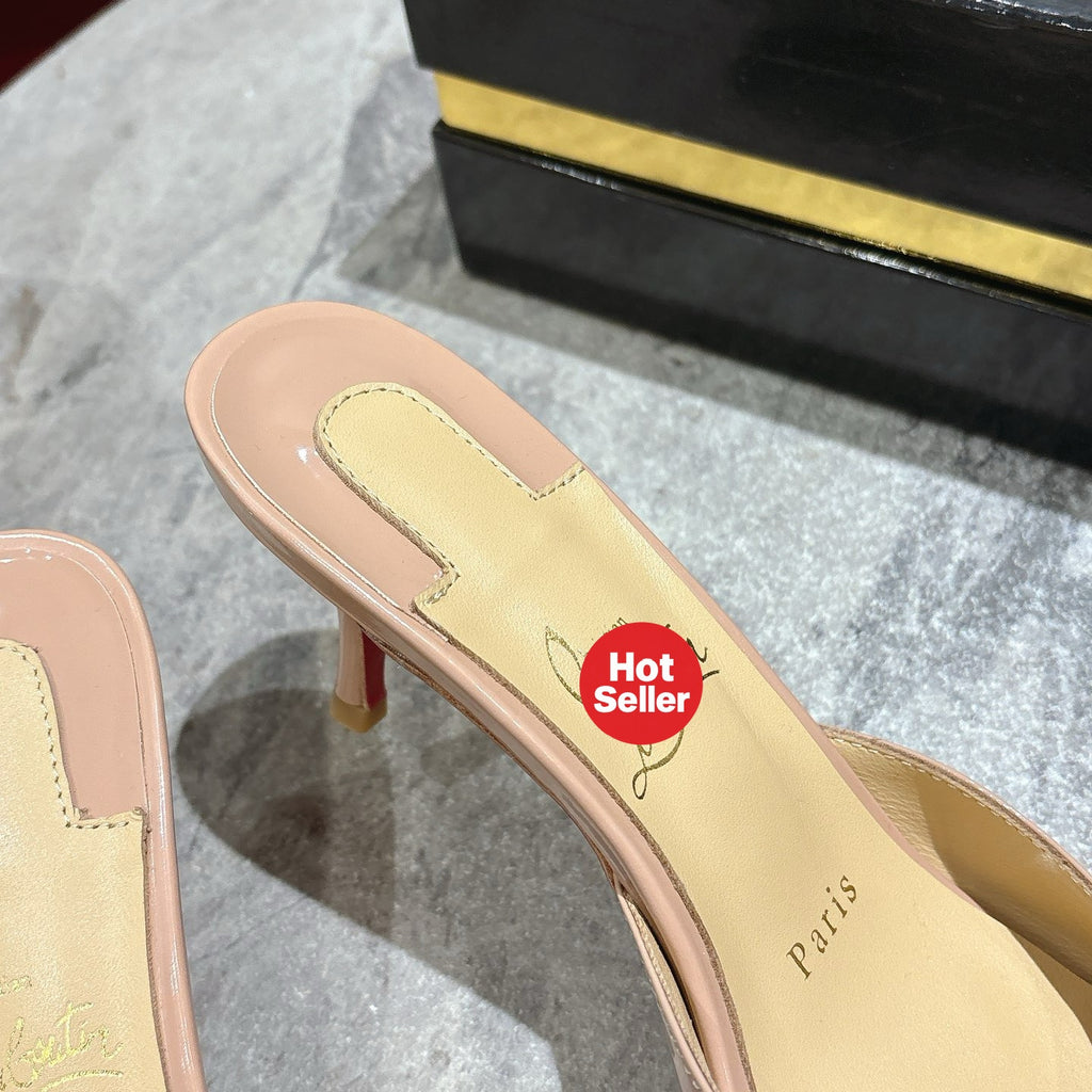 Apricot patent cowhide high-heeled mules, 8.5cm heel.
