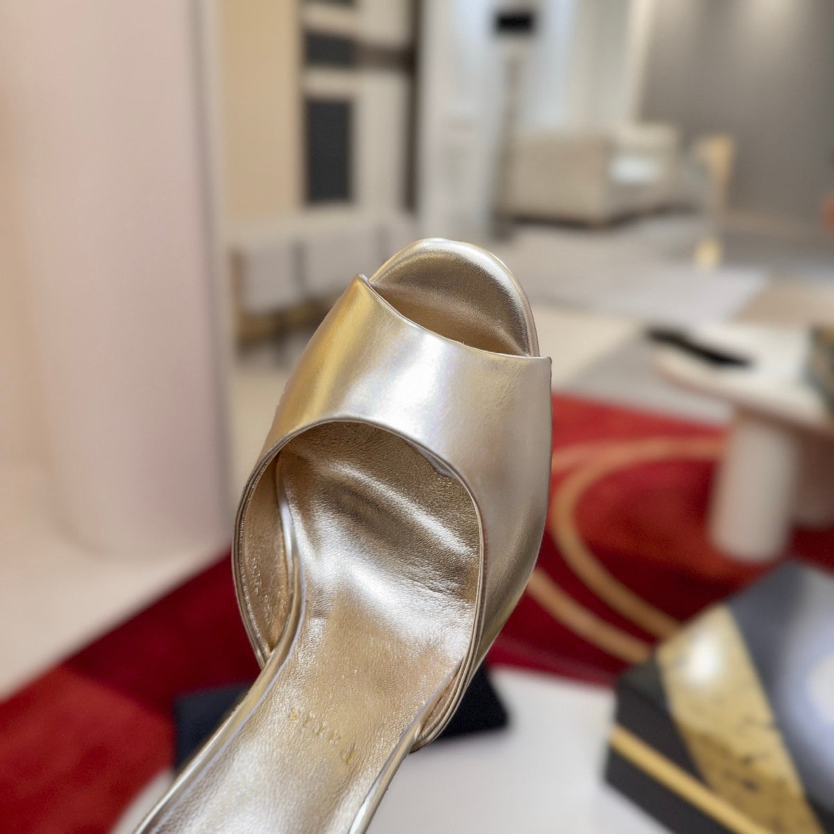 Peep-toe high-heeled mules, 10cm heel.