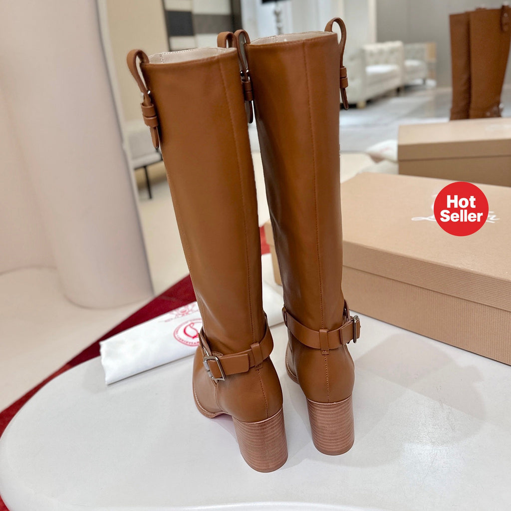 Brown calfskin tall boots, 7cm heel.