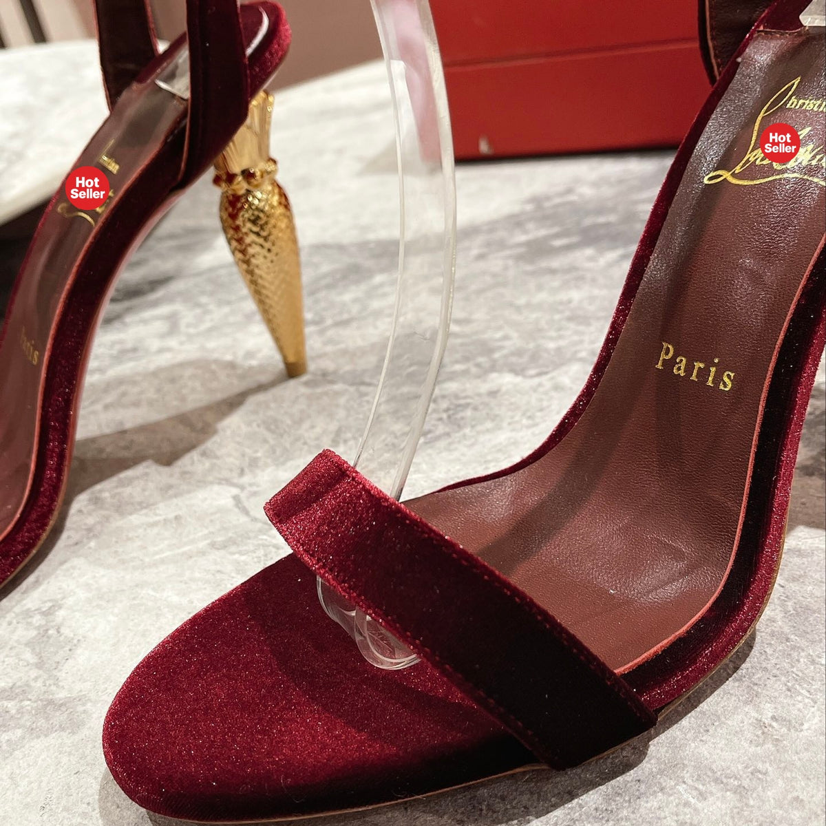 Red suede high heels, 10cm heel.