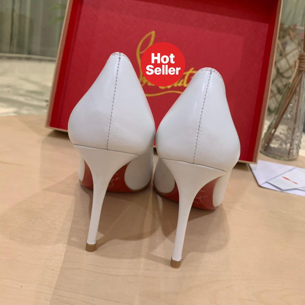 White cowhide high heels, 8.5cm heel.