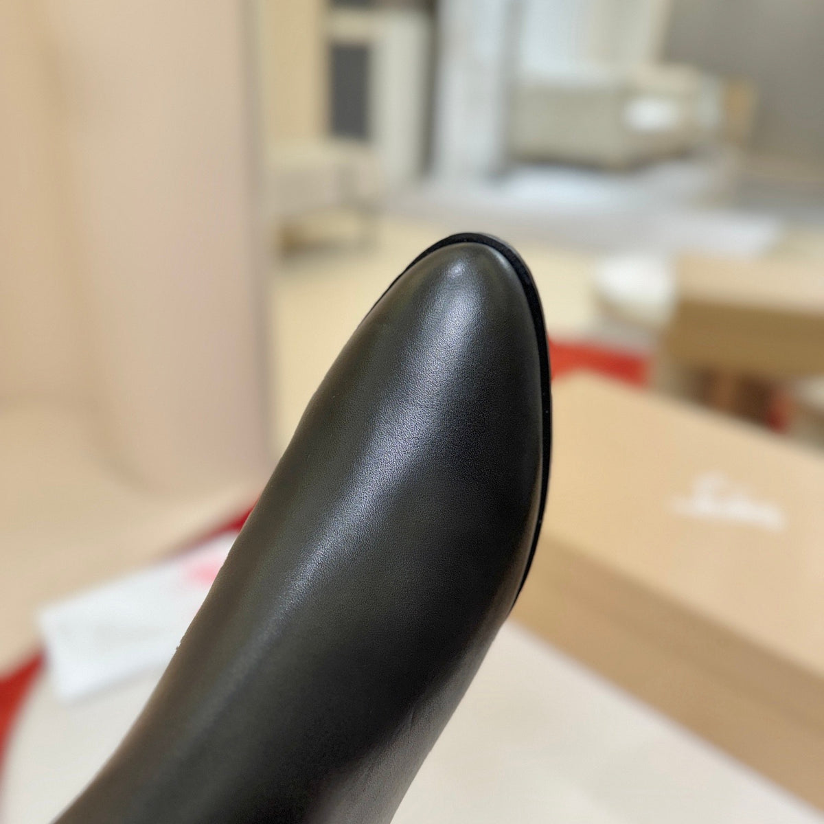 Distinctive premium black leather tall boots; 6.5cm heel.