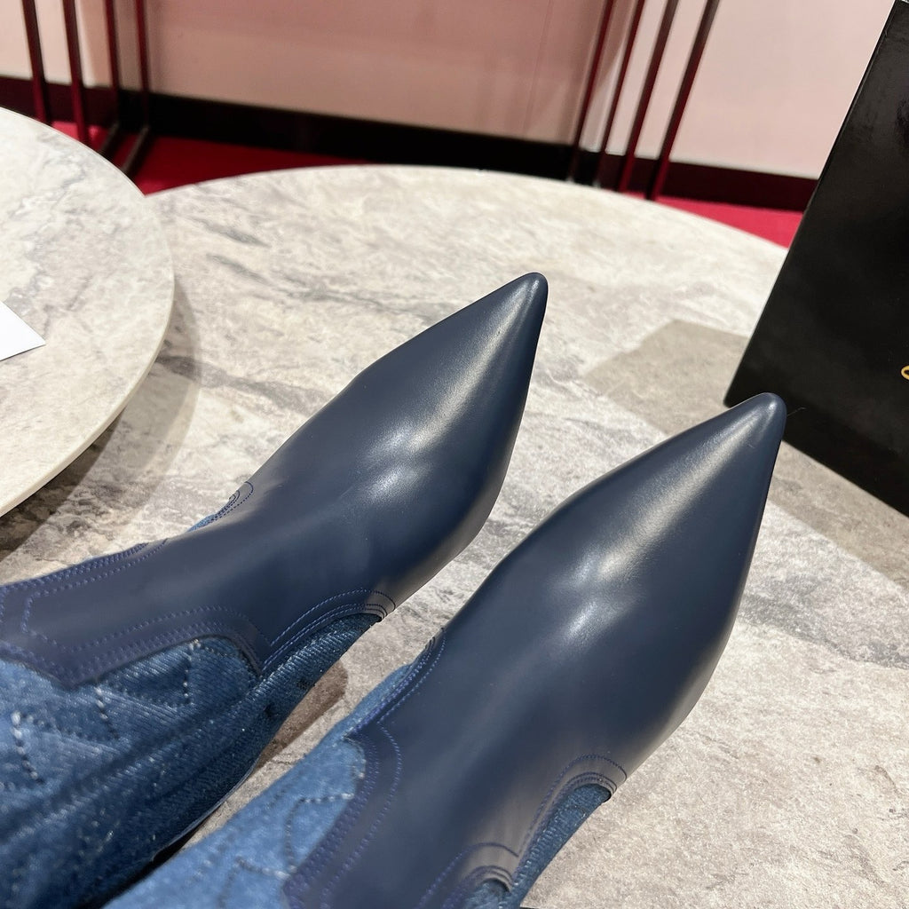 Western-style cowboy boots, 8.5cm heel.