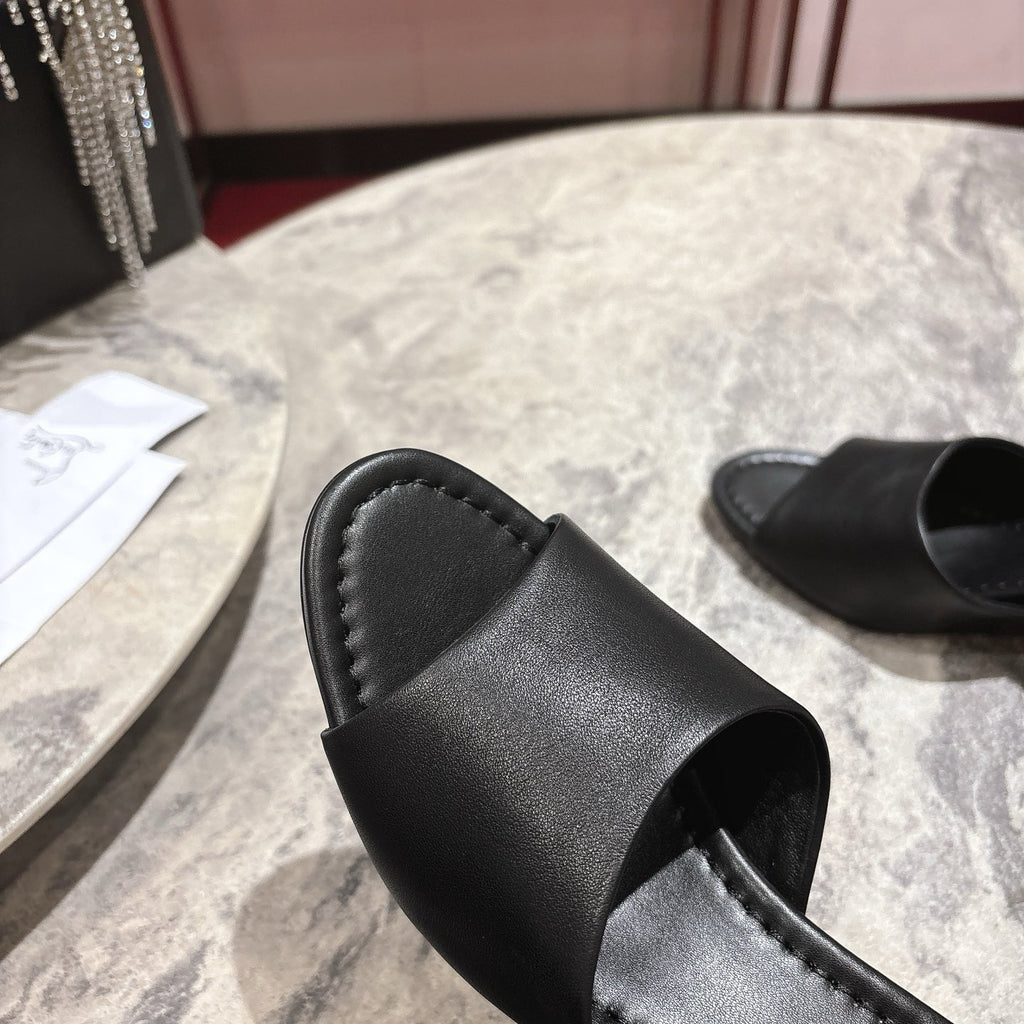 Black block-heel mules (5.5cm heel)