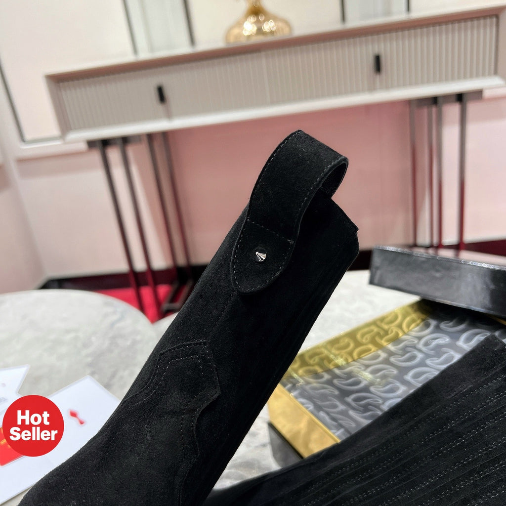 Black sheep suede mid-calf boots, 10cm heel.