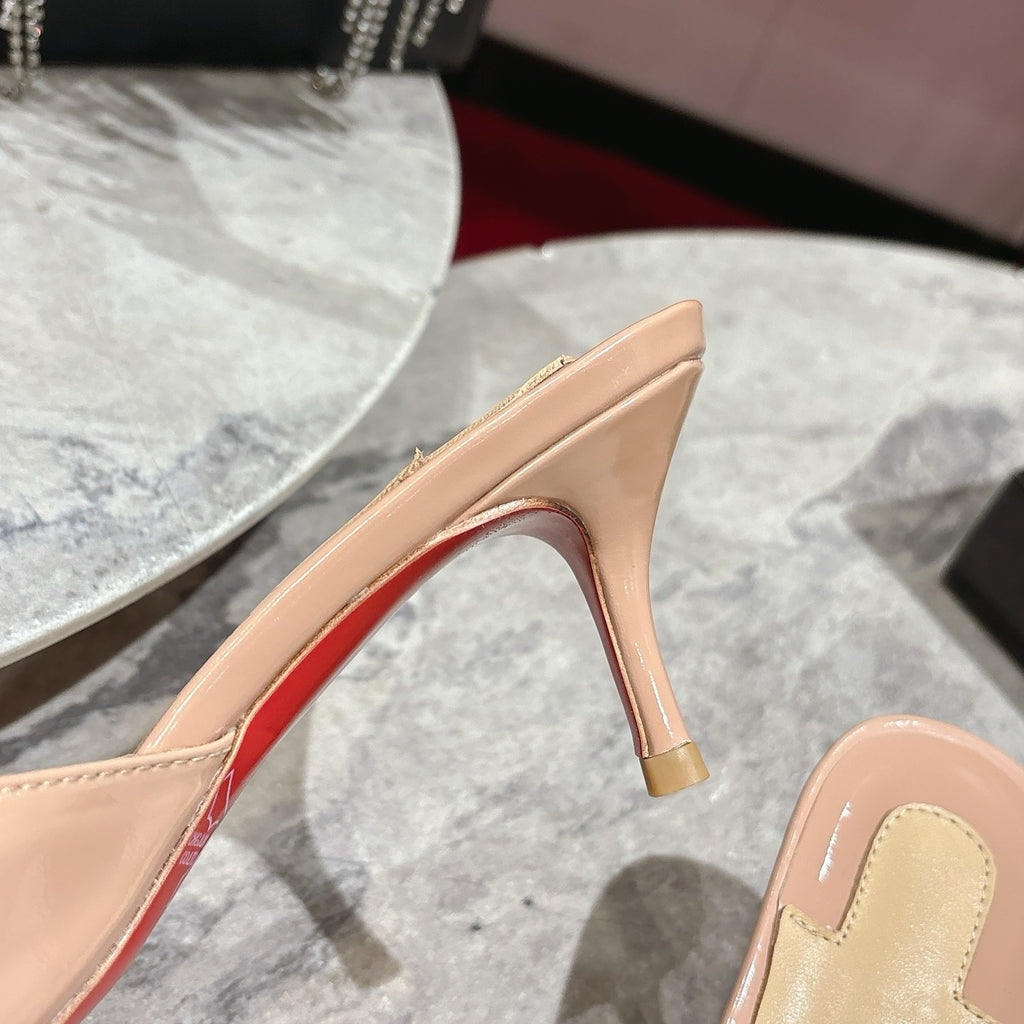 Apricot patent cowhide high-heeled mules, 8.5cm heel.