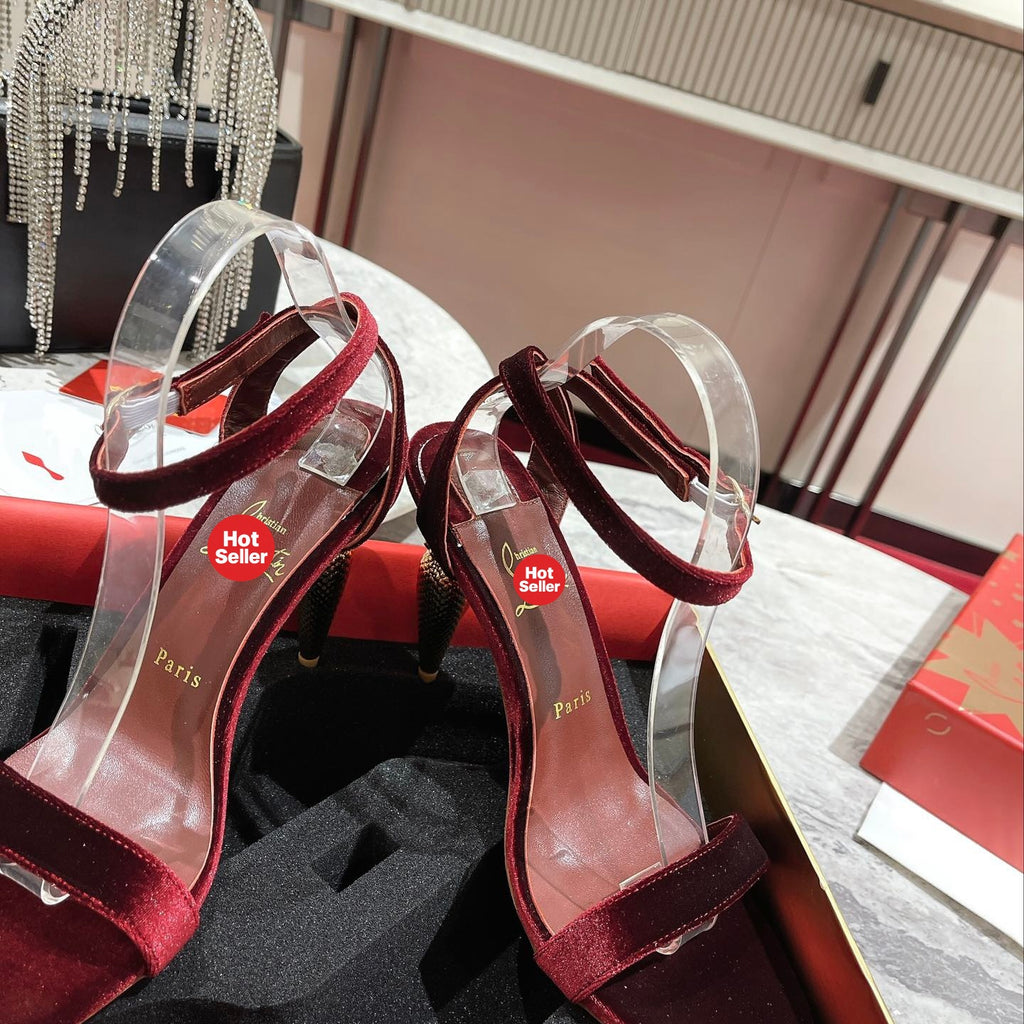 Red suede high heels, 10cm heel.