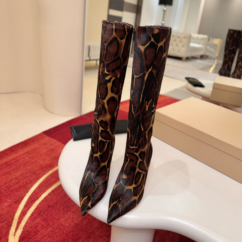Leopard print design, 10cm heel